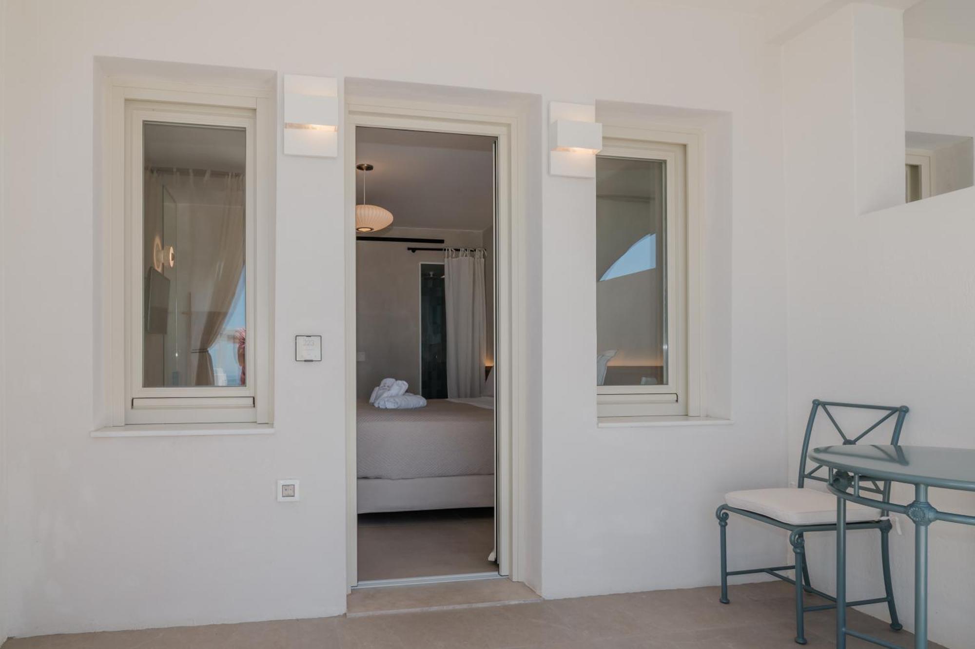Apeiron Blue Santorini - Sustainable Adults Only 14 5*