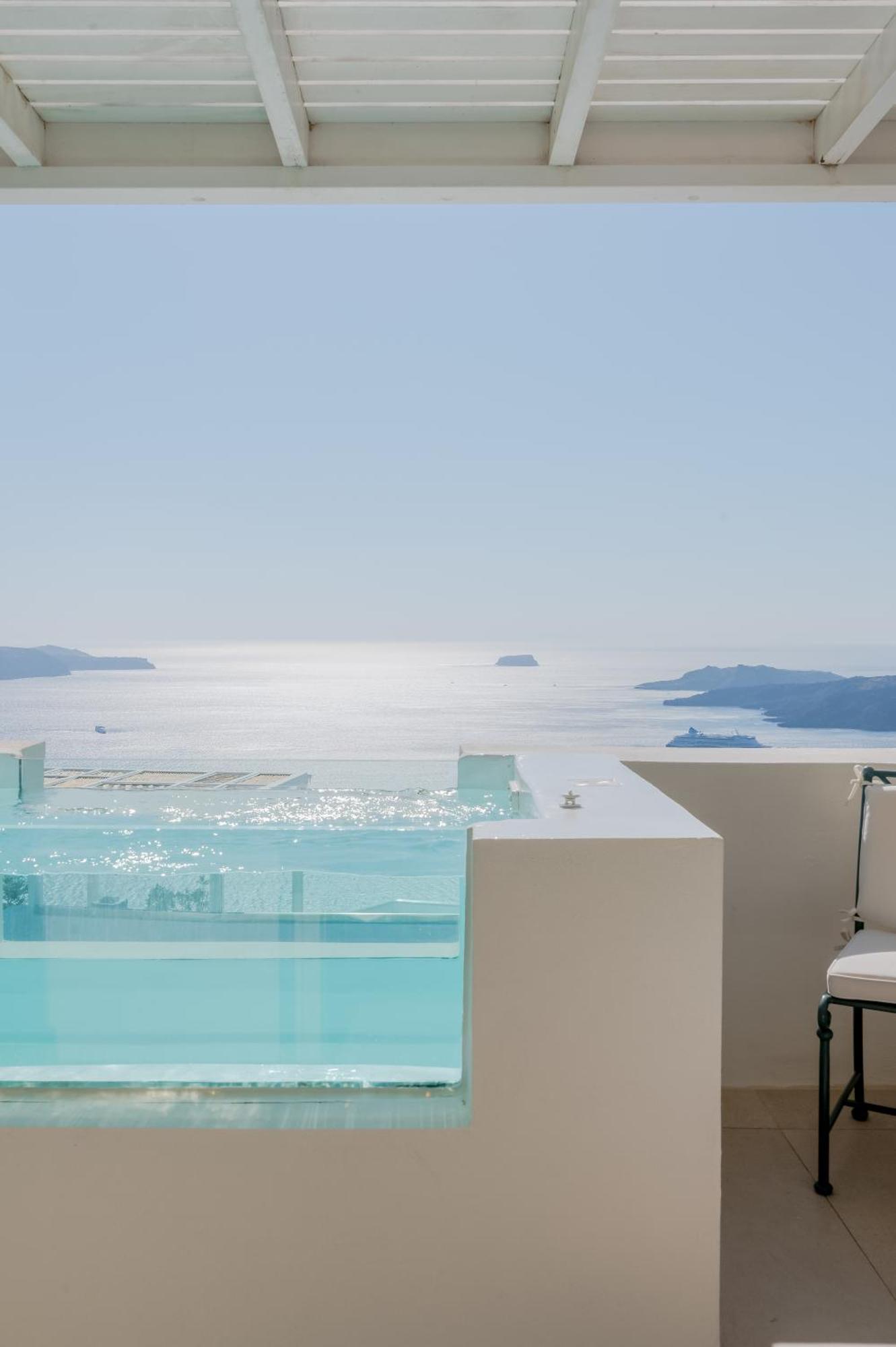 Apeiron Blue Santorini - Sustainable Adults Only 14 5*
