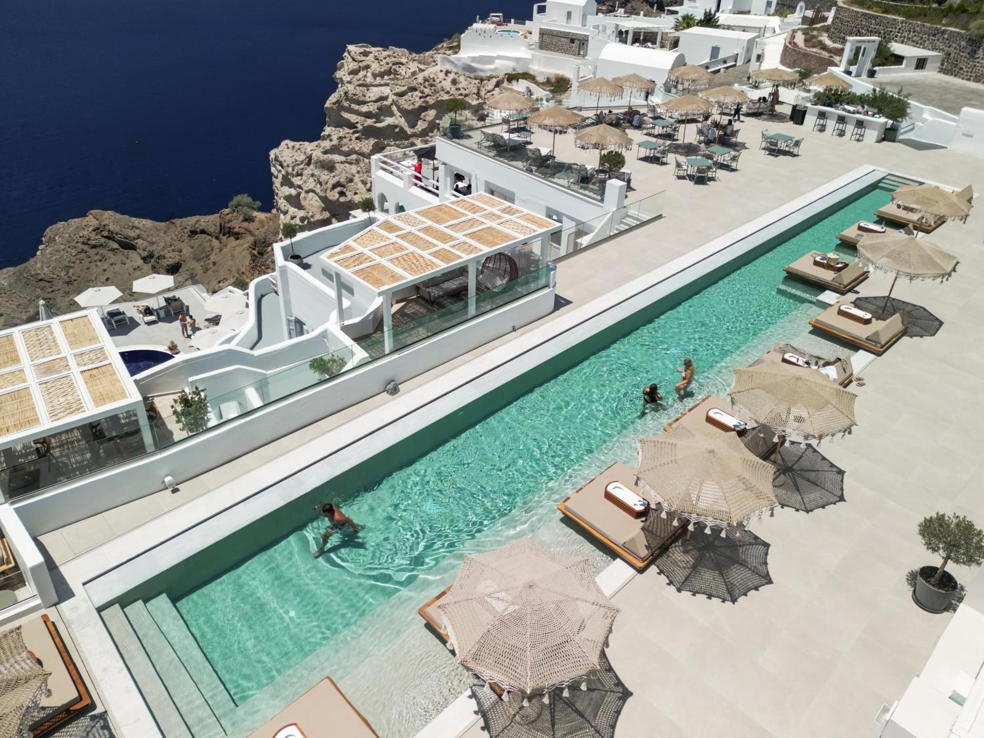 Apeiron Blue Santorini - Sustainable Adults Only 14 5*