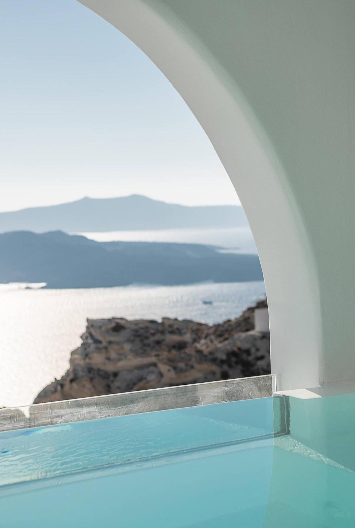Apeiron Blue Santorini - Sustainable Adults Only 14