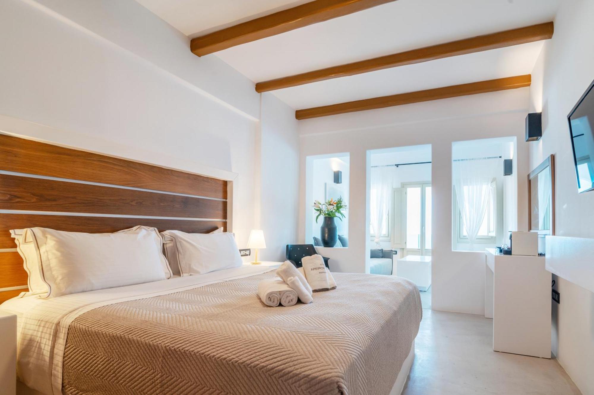 Apeiron Blue Santorini - Sustainable Adults Only 14
