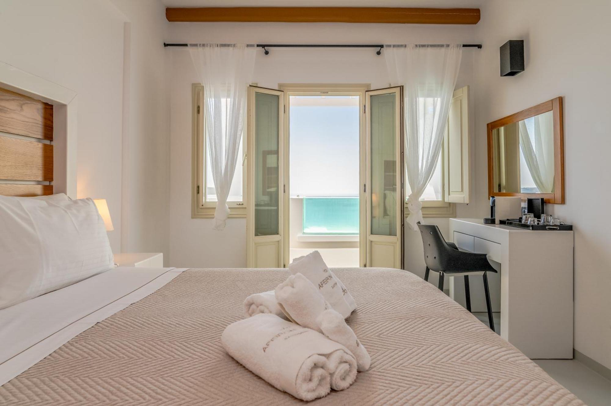 Apeiron Blue Santorini - Sustainable Adults Only 14