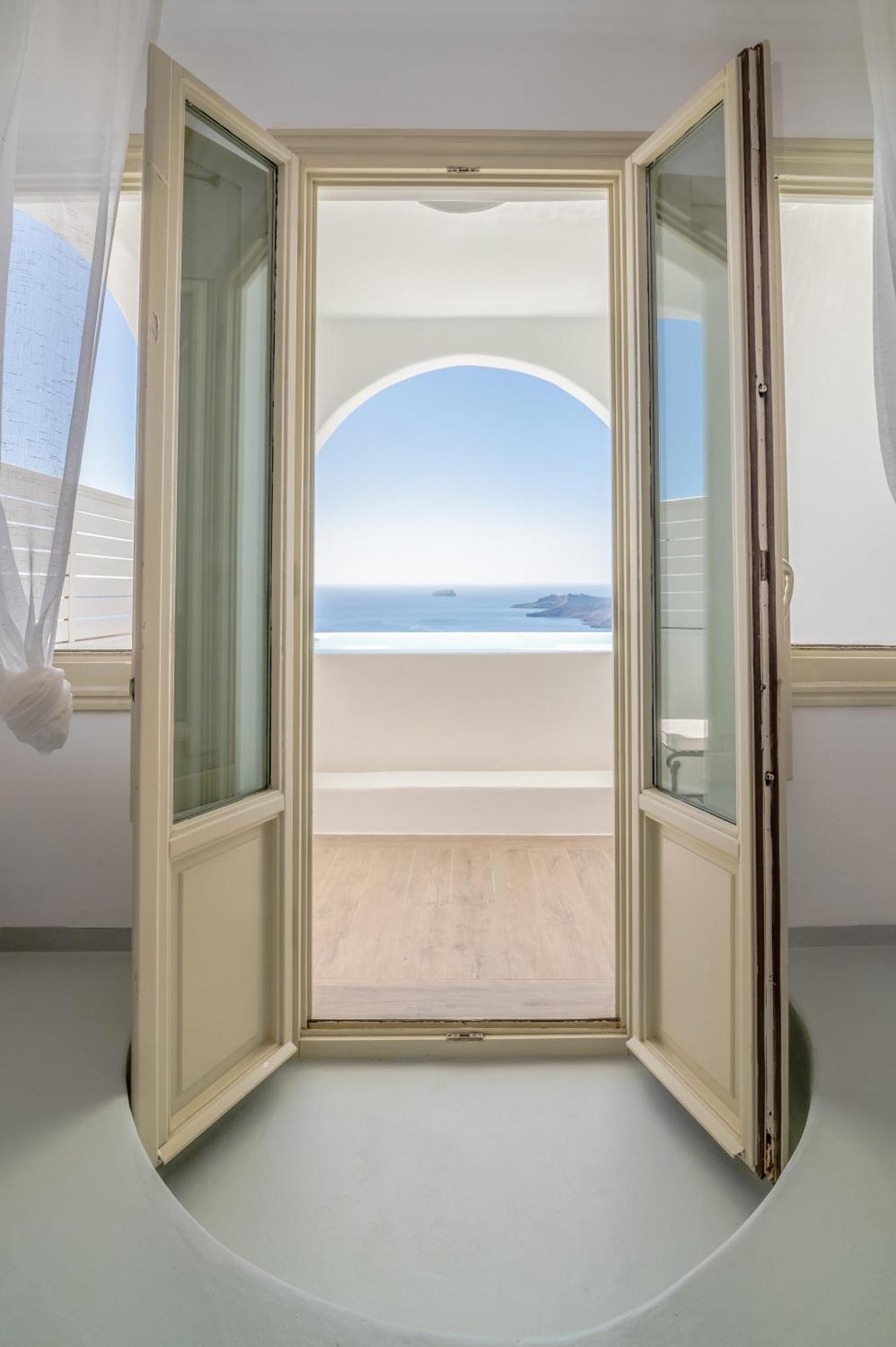 Apeiron Blue Santorini - Sustainable Adults Only 14 5* Тира